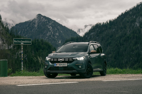 Dacia Jogger HYBRID 140 2024 Frontansicht