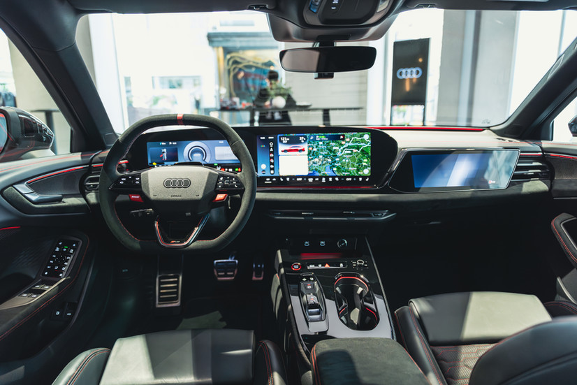 Neuer Audi RS5 Avant im Audi House of Progress in Wien - Cockpit und Innenraum