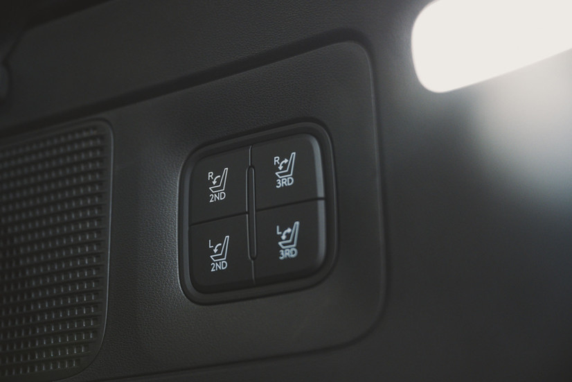 Hyundai Ioniq 9 Calligraphy 2026 Sitzverstellung zweite und dritte Sitzreihe – elektrischer 7-Sitzer mit Komfortfunktionen im Fond