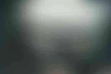 Skoda Elroq 85 im Test | Frontansicht auf die Matrix LED Scheinwerfer des elektrischen Kompakt-SUV