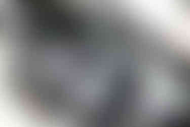 Komfortable Ledersitze und moderne Mittelkonsole im Kia Sorento Plug-in-Hybrid