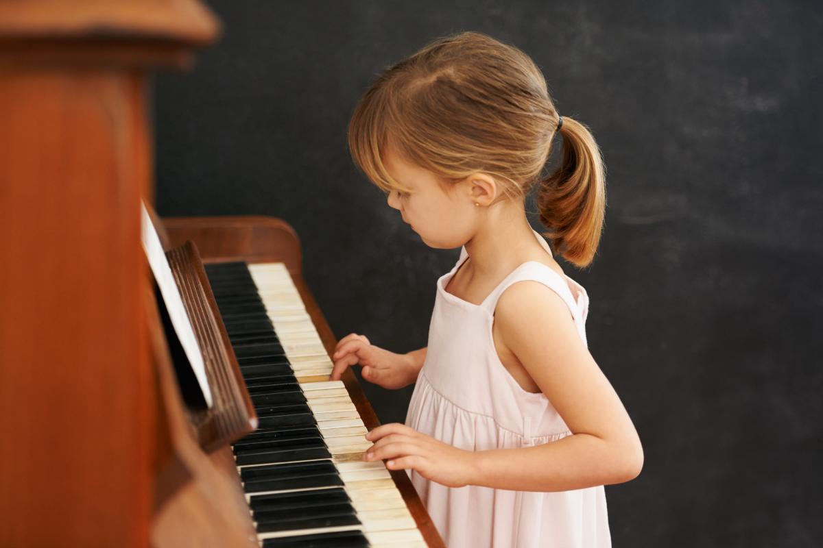 How Music Lessons Improve Focus and Discipline in Kids