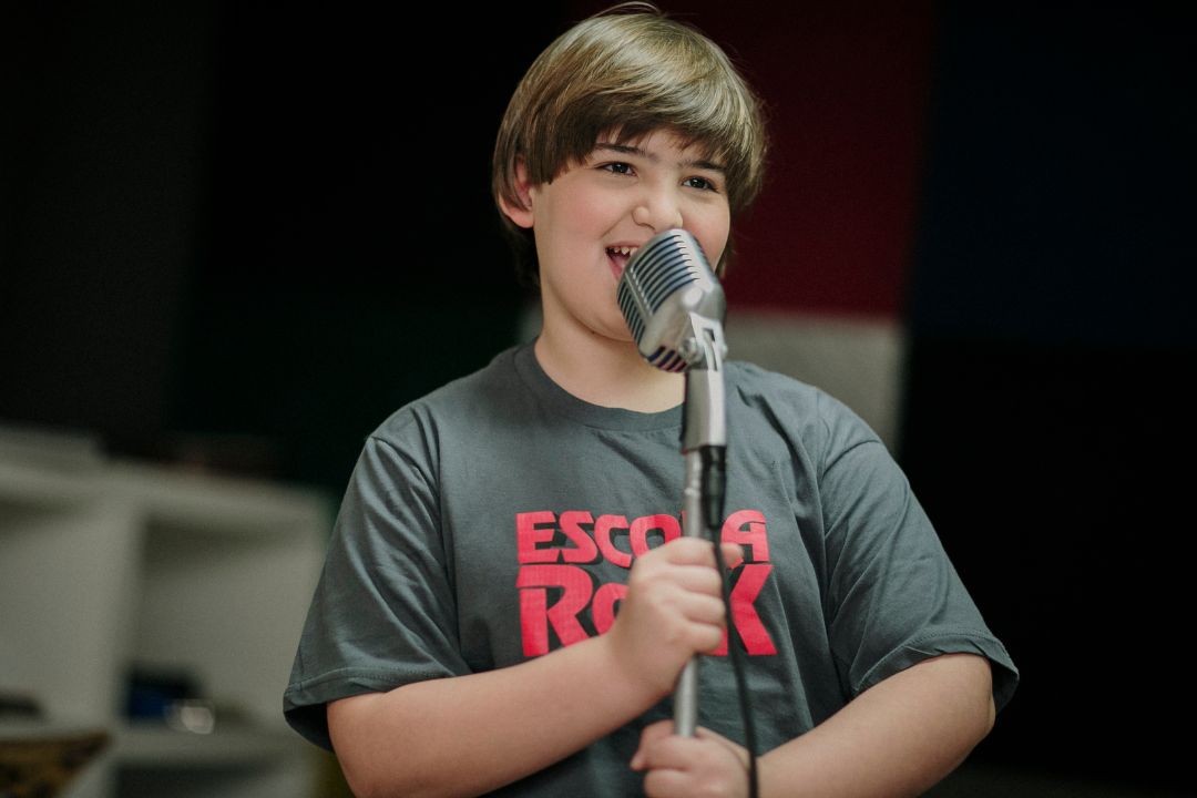 From Beginner to Star: The Musical Growth Kids Experience in Singing Lessons