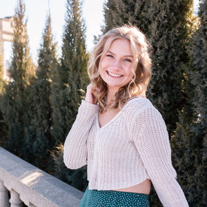 Kori Mae Photography - Nebraska Lifestyle & Wedding Photographer