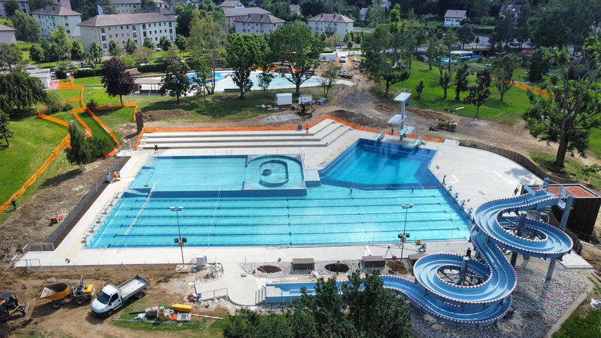 La Piscine des Mélèzes