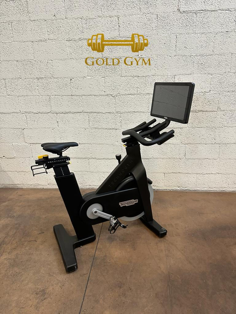 Technogym Bike Spinning Smart per allenamenti ad alta intensità, progettata per palestra e homegym, dotata tecnologia smart