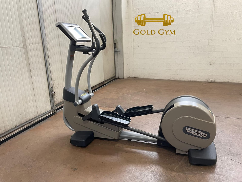 Ellittica Technogym Excite Synchro 700 Unity, attrezzatura fitness professionale con touchscreen, per allenamenti cardiovasco