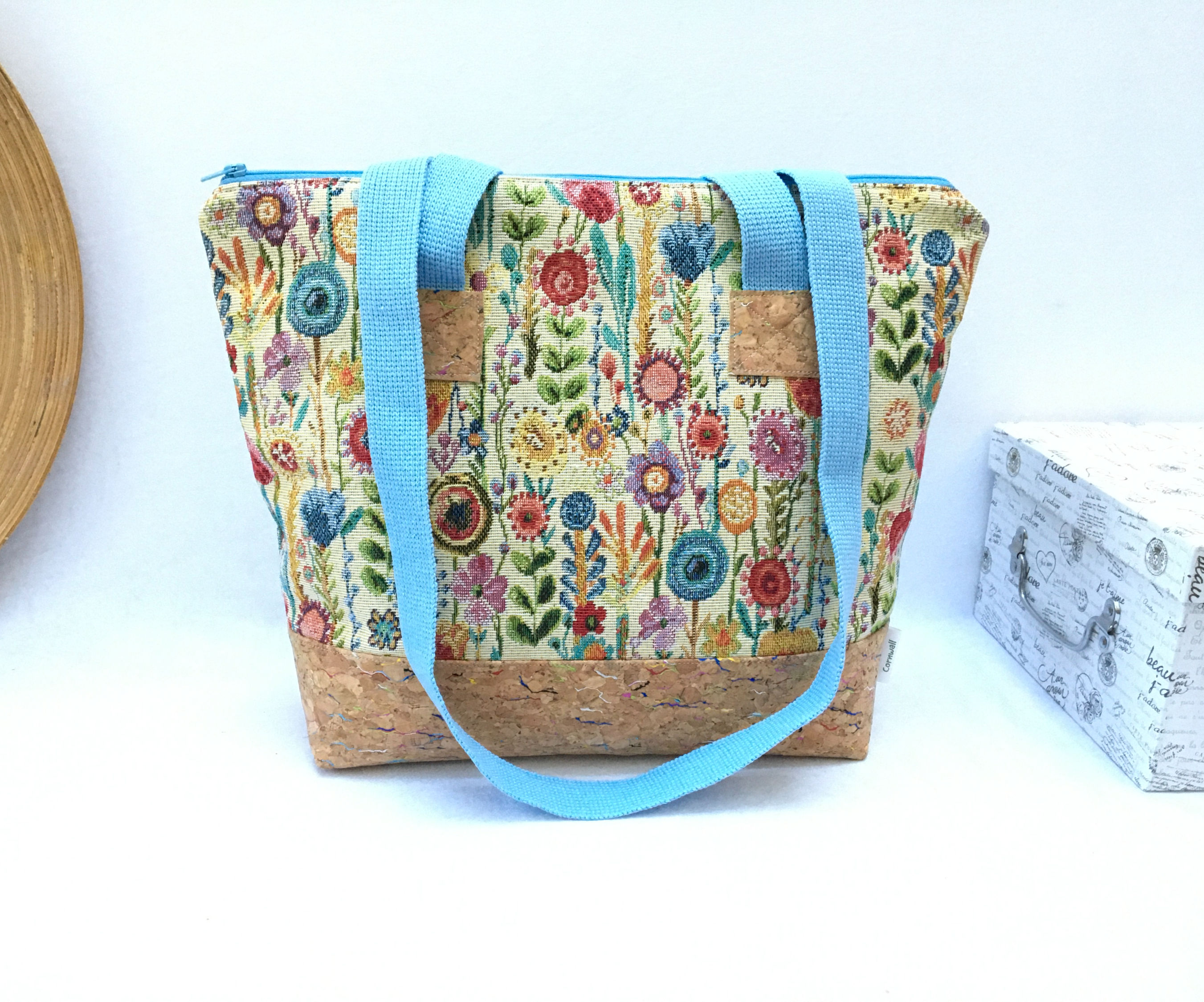 'Jenny' - Shoulder tote bag in floral tapestry