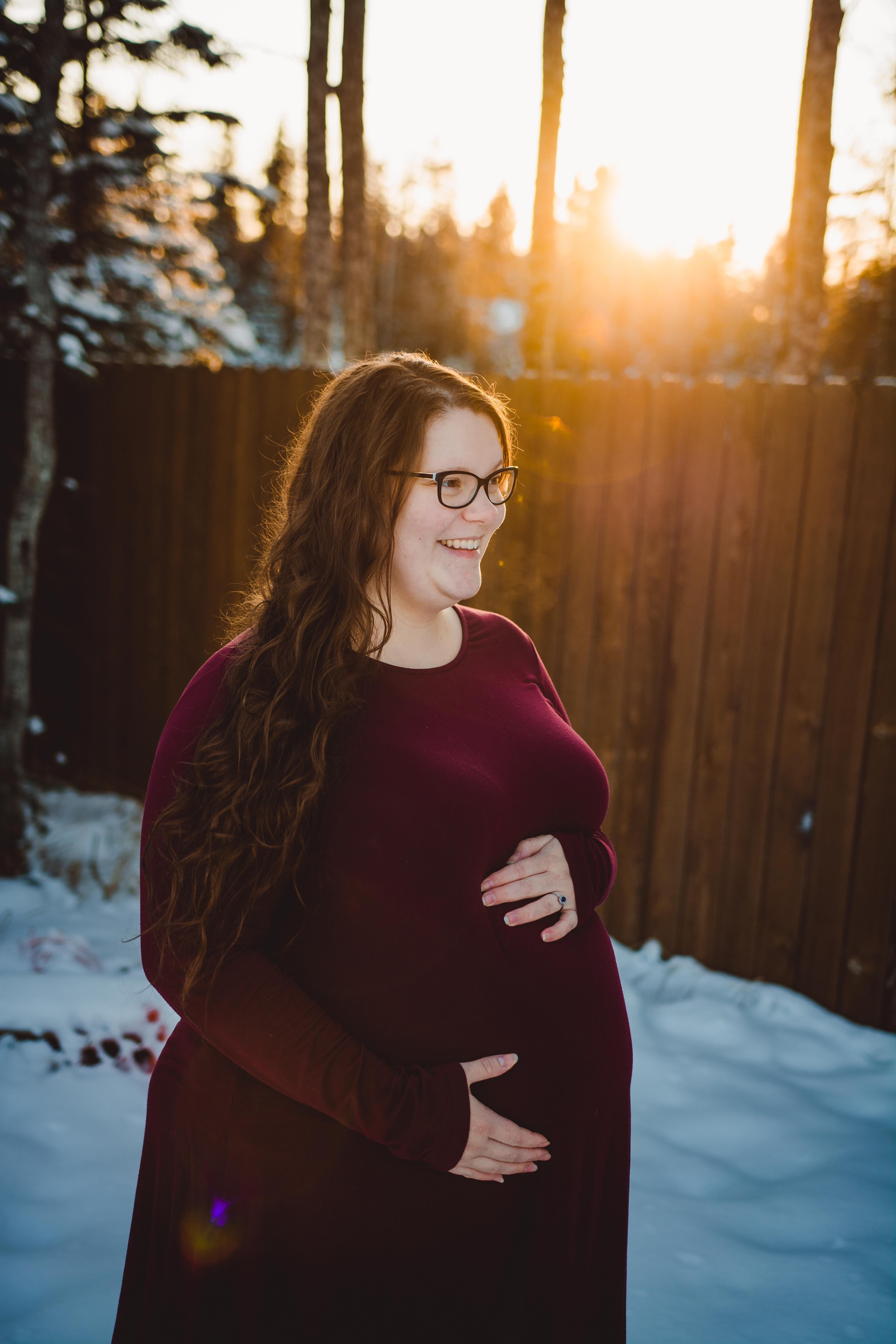 Anchorage Maternity Photographer Foto Isabel