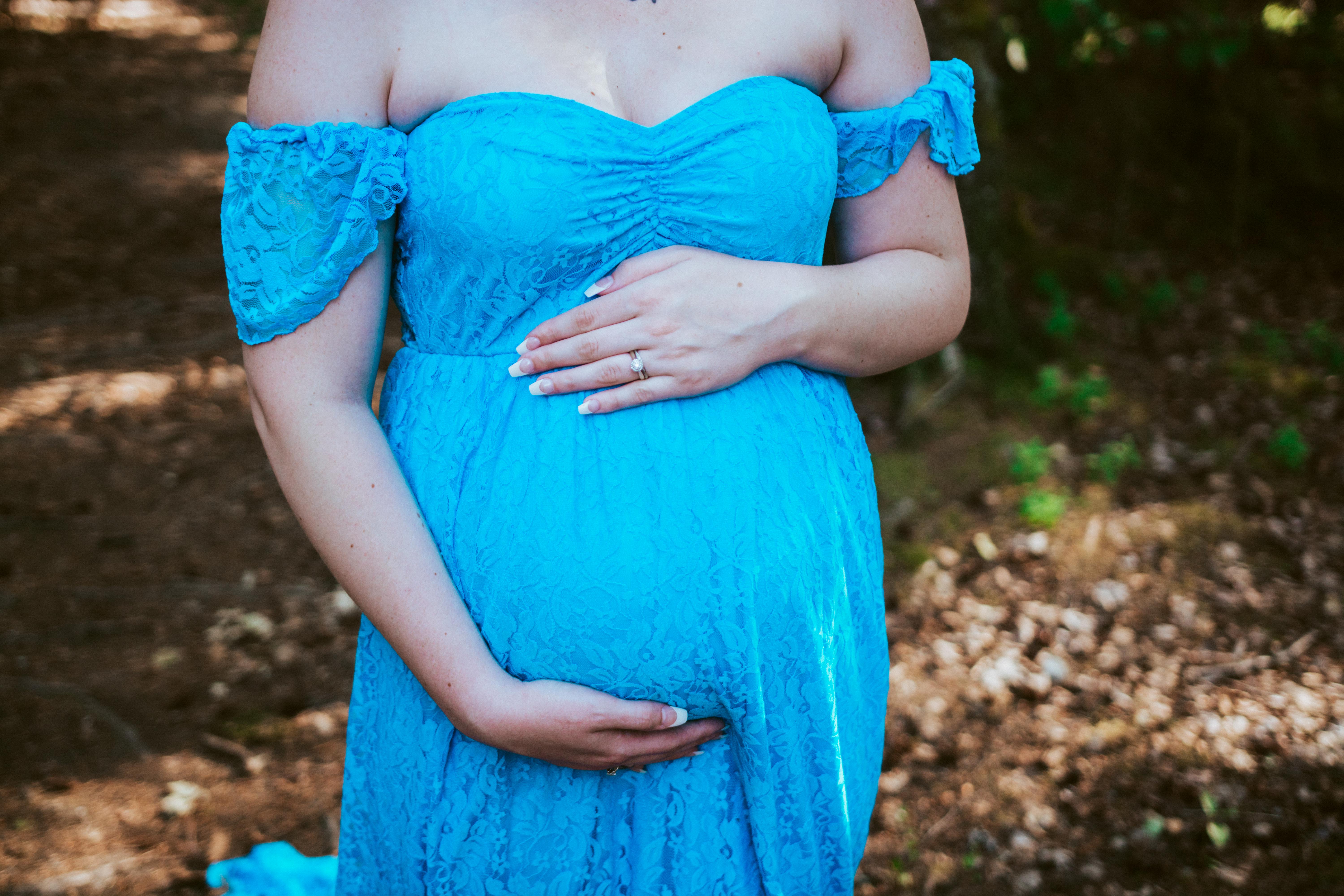 Anchorage Maternity Photographer Foto Isabel