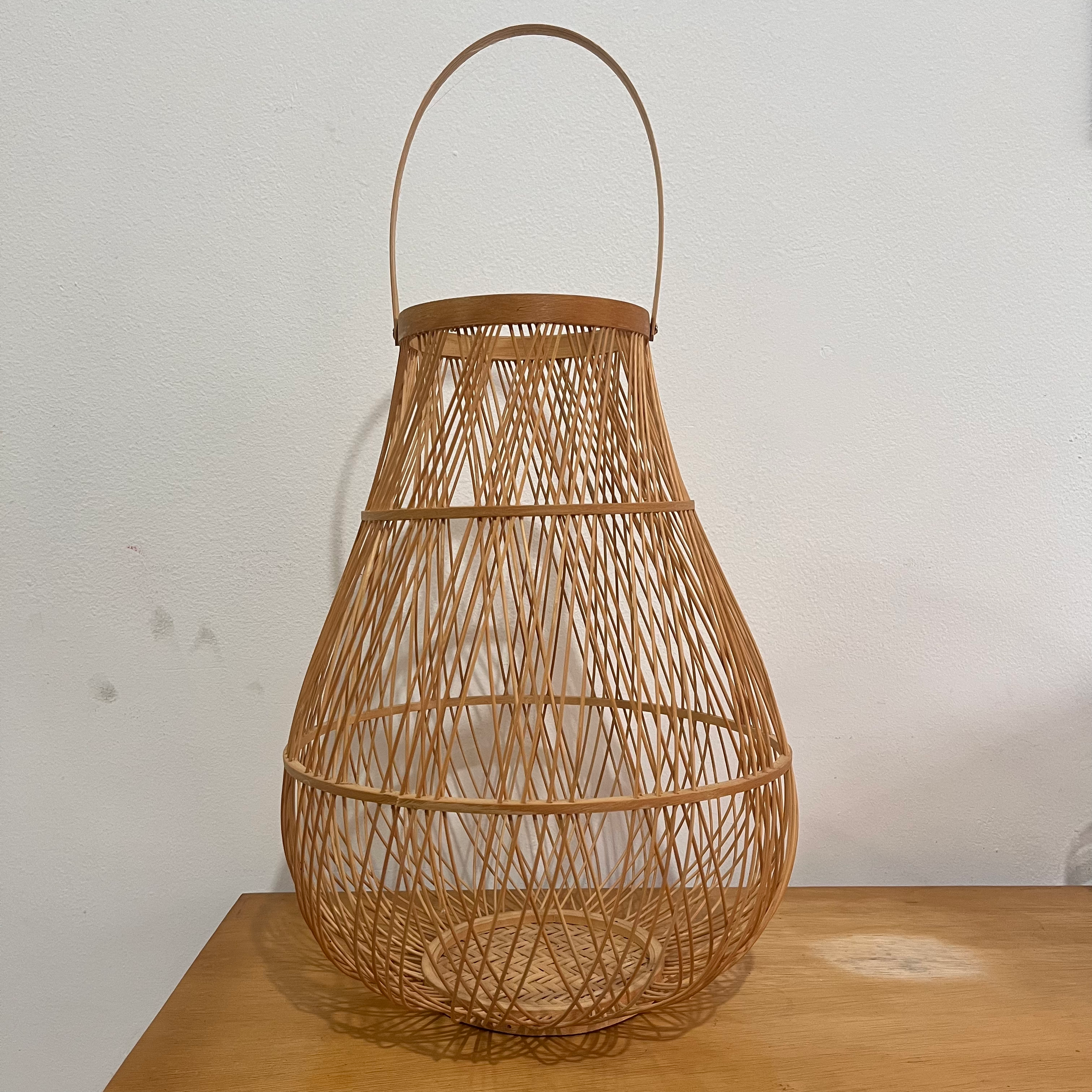 Luminária lanterna rattan bambu 25 x 41 cm | Rep. Unit. R$ 250,00