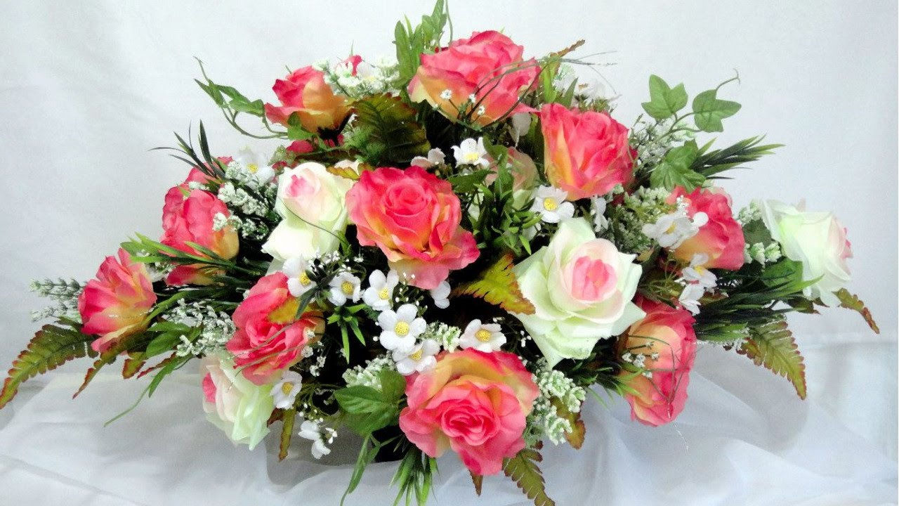 Arranjo comprido flores da estação