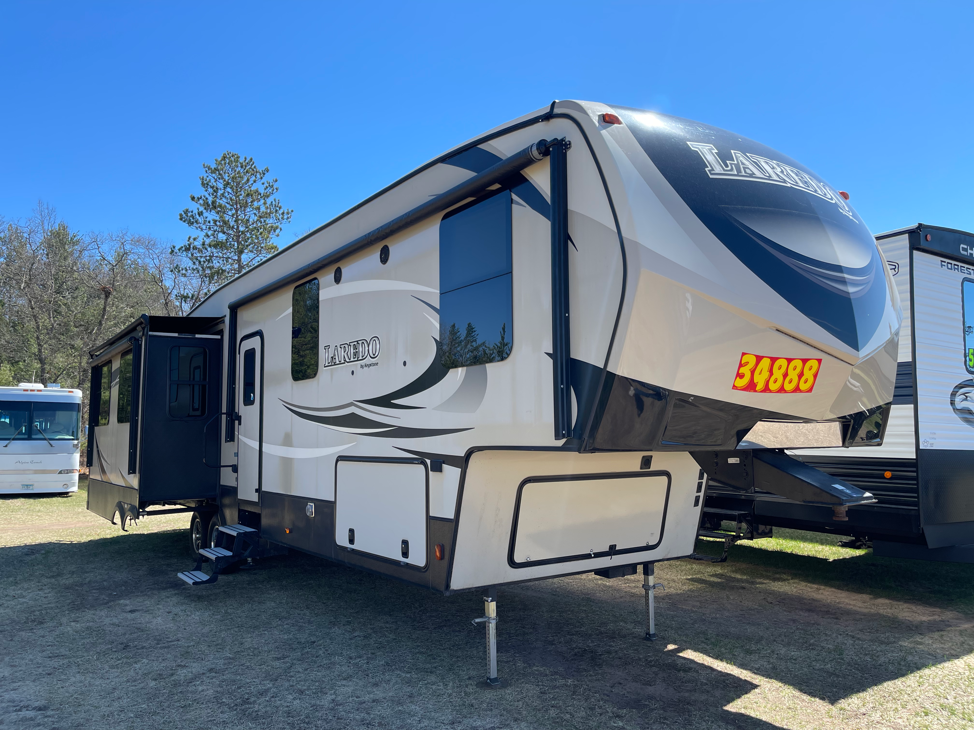 2018 Keystone Larado 358BP