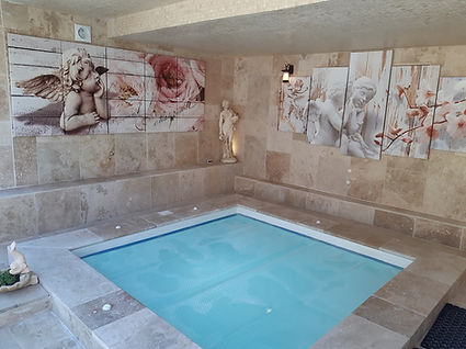 JACUZZI.jpg