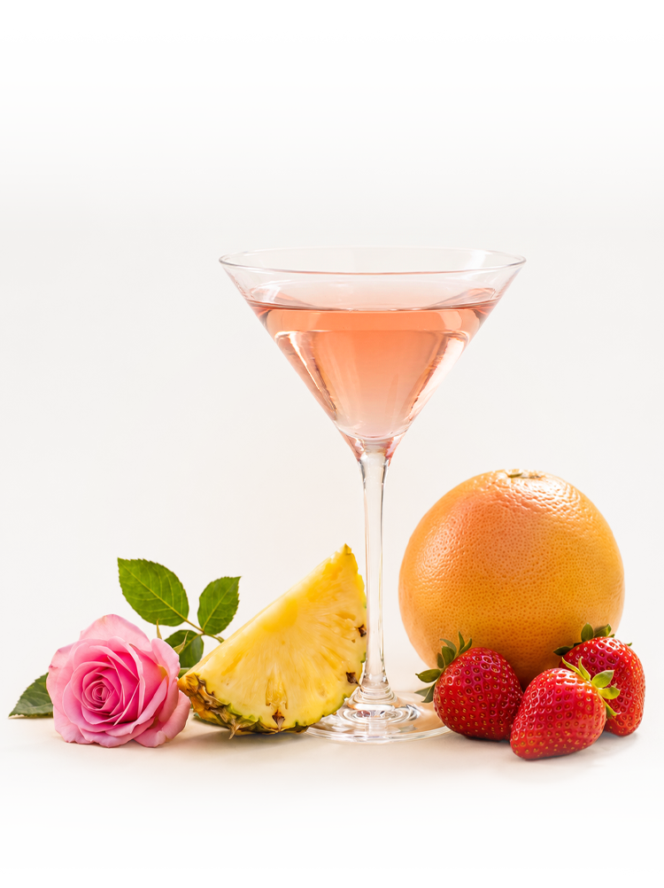 Cocktail Rose des vents à base de vin blanc du Domaine de La Garnaudière : rose, ananas, pamplemousse et fraise
