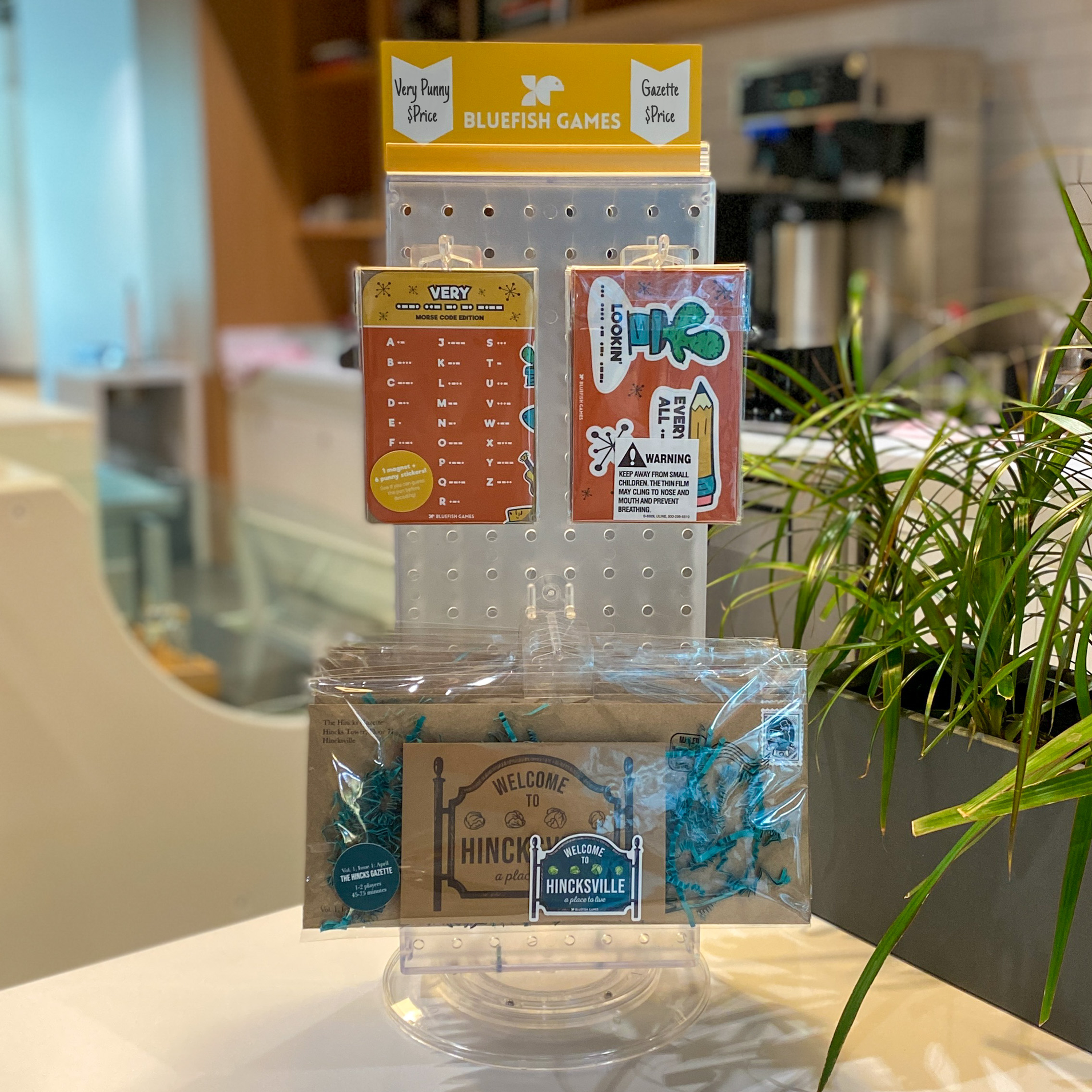 Retailer Starter Kit: Small Products + Stand