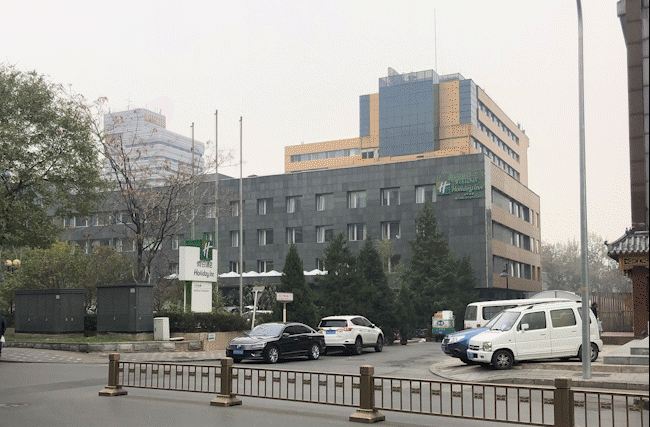 09_改造后的建筑立面,在视觉上对街区有积极的贡献©直译建筑摄影.gif
