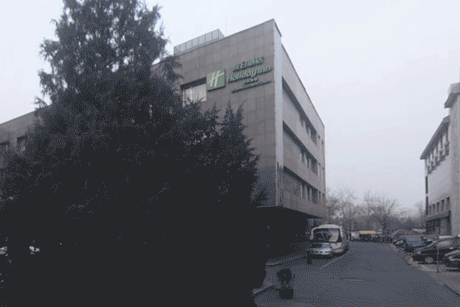 08_改造后的建筑立面,在视觉上对街区有积极的贡献©直译建筑摄影.gif