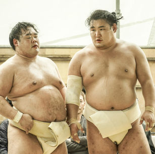 Haru basho : un degeiko sur le terrain du yokozuna