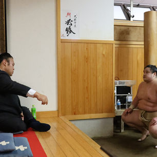 Minatogawa-oyakata & Wakanosho