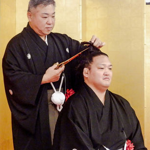 Chiyonoumi : la coupe de son chignon s’est faite hier !