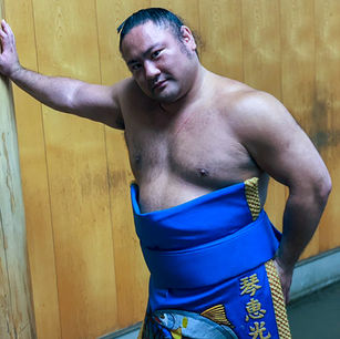 Kotoeko prepares for his danpatsu shiki on 2025-5-31