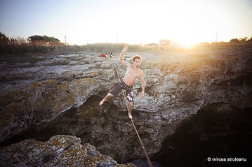 Victor Canache highline