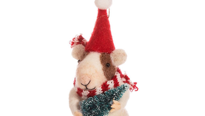 Gary Guinea Pig w/ Tree