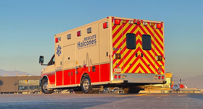 Ambulancia Cuidados Intensivos en Aeropuerto