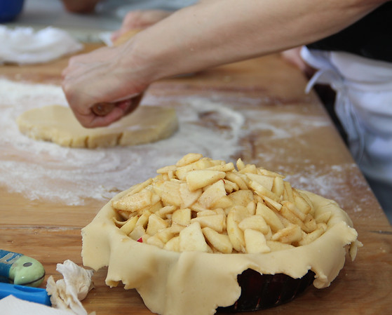 Chef Mark Tafoya teaches how to roll out pie dough