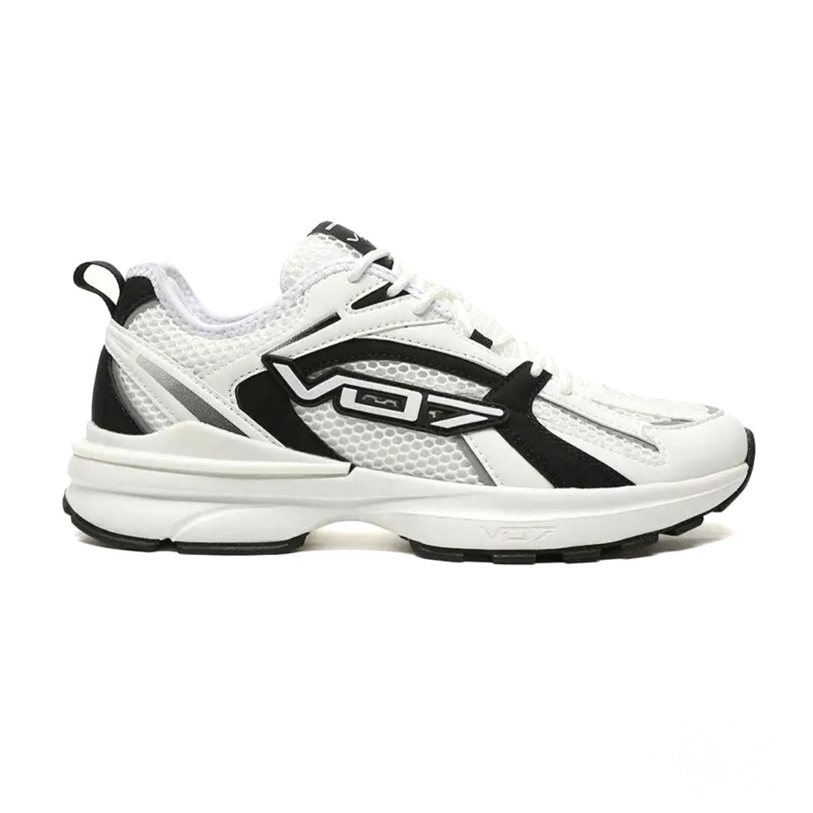 BASKET VO7 KYLIAN BLANC