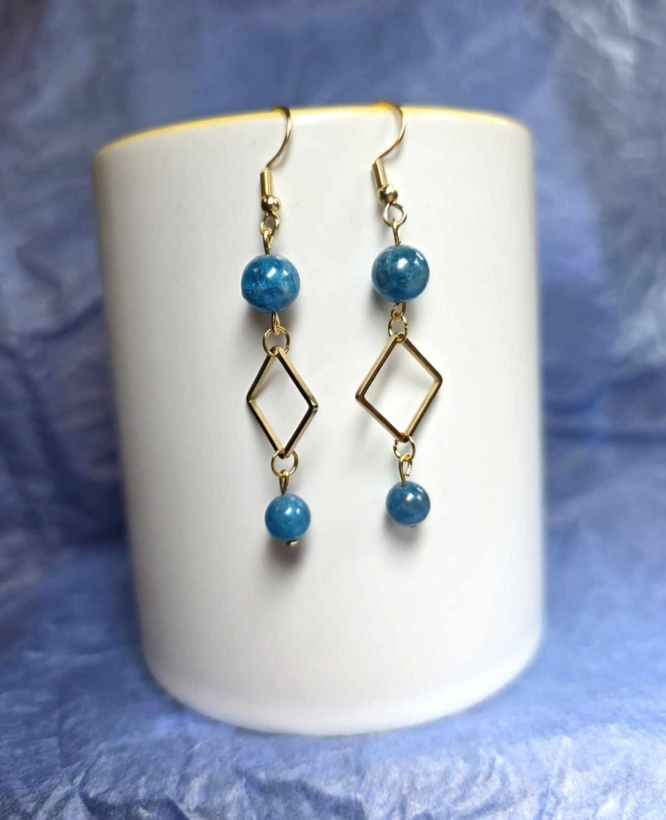 Boucles d'oreilles Apatite Bleue