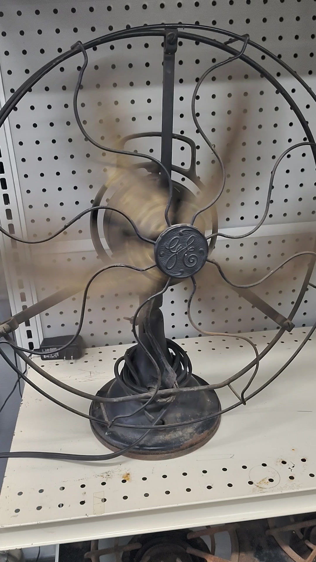 Vintage General Electric Brass Blade Desk Fan