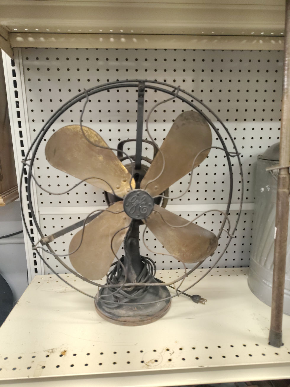 Thumbnail: Vintage General Electric Brass Blade Desk Fan