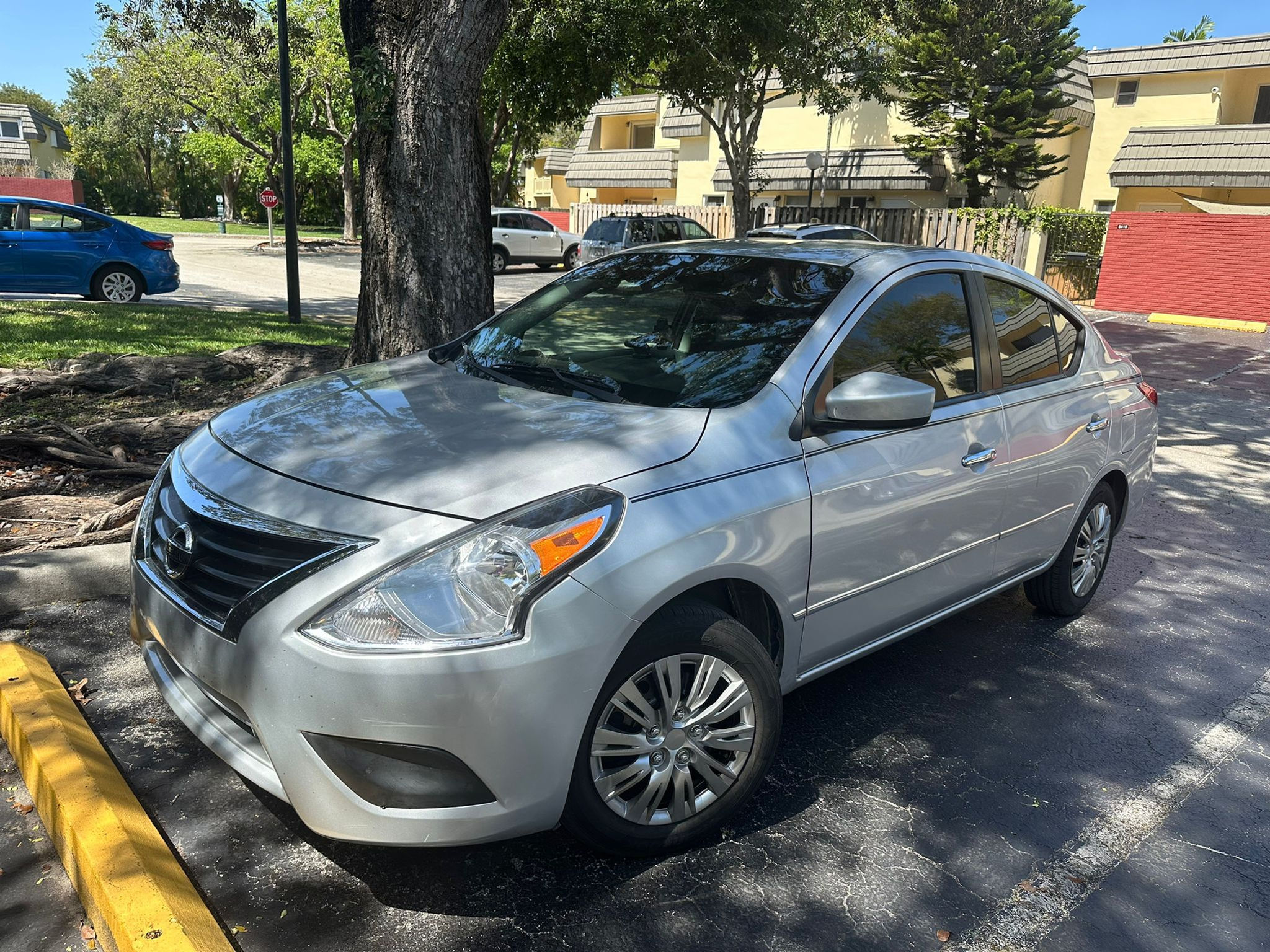 2016 Nissan Versa/Per Day Price