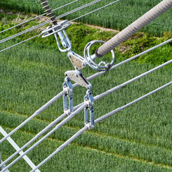 Inspektion der Isolatoren per Drohne