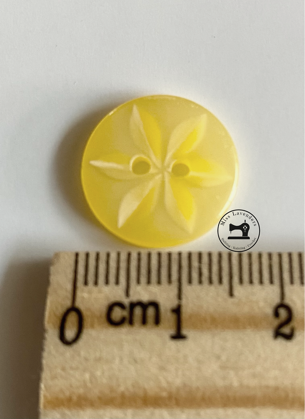 Yellow Star 16mm Buttons