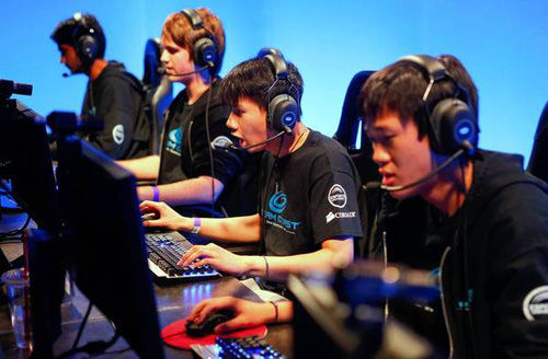 Military style online games require a great deal of team work just like in the army
