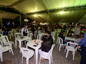Praça de Alimentação da Expo Usipa