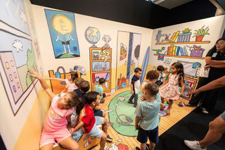 Exposição Através do Z vai até 22 de julho