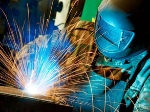 Amanhã (26/02) é o último dia para se inscrever nos cursos técnicos do SENAI