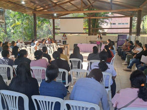 Cerca de 400 auxiliares de serviços gerais da educação participam de encontro em Timóteo