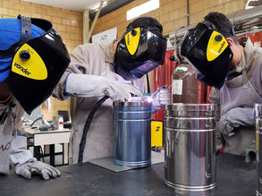 Instituto do Inox qualifica mais uma turma do curso de Soldagem TIG