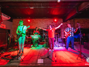 Espaço cultural celebra o Dia do Trabalhador com três bandas e criativas “brincadeiras laborais”