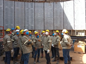 Diretoria da Usiminas visita obras para a reforma do Alto Forno 3