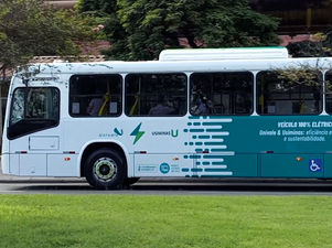 Usiminas investe em fontes de energia limpa e inicia testes com ônibus elétrico