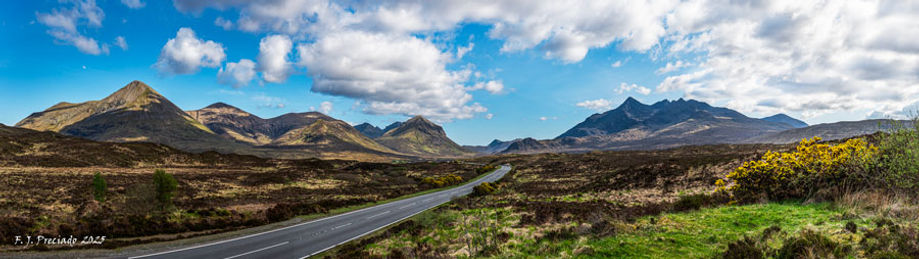 ESC-Panorama_montañas_Skye.jpg