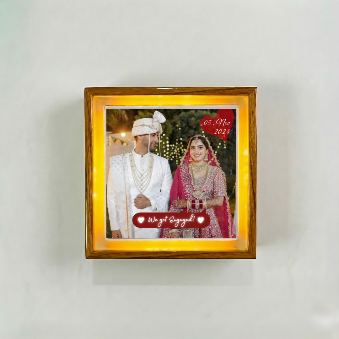 Bride and Groom Mini Frame – Cute Marriage Reception Gift