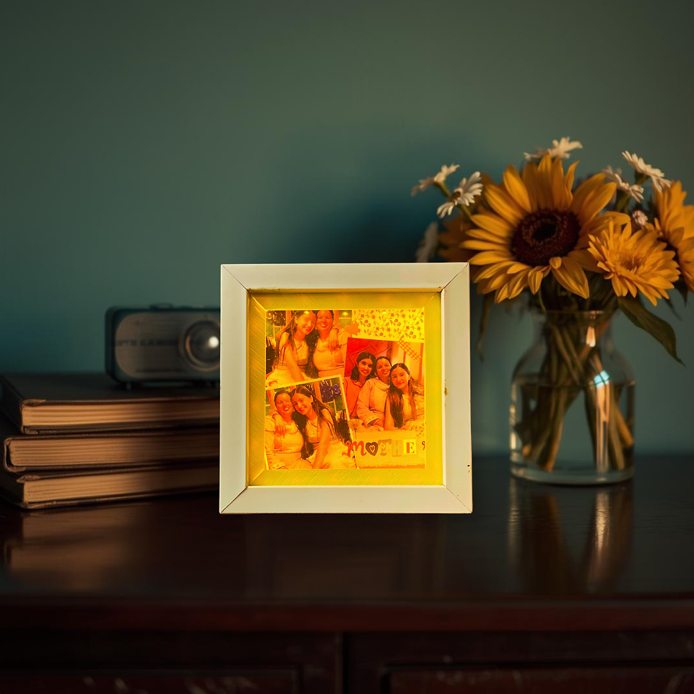 Thumbnail: Cute Shadow Frame – Mother’s Pure Love