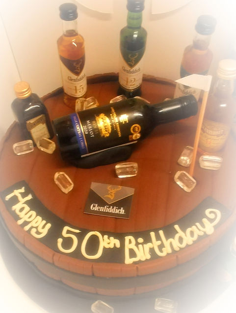 barrel cake_edited_edited.jpg